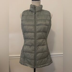 32 Degree Heat Women's Quilted Puffer Vest - Slate Color - Size Small